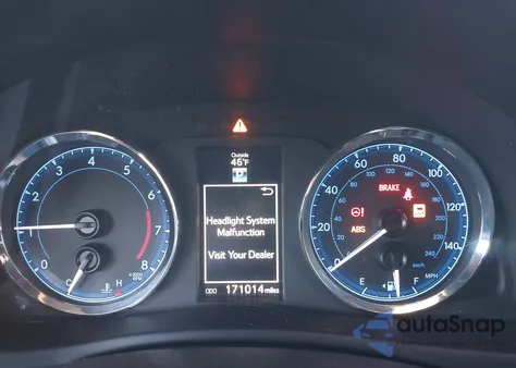 2018 Toyota Corolla Se from USA, damaged, VIN 5YFBURHE0JP745078